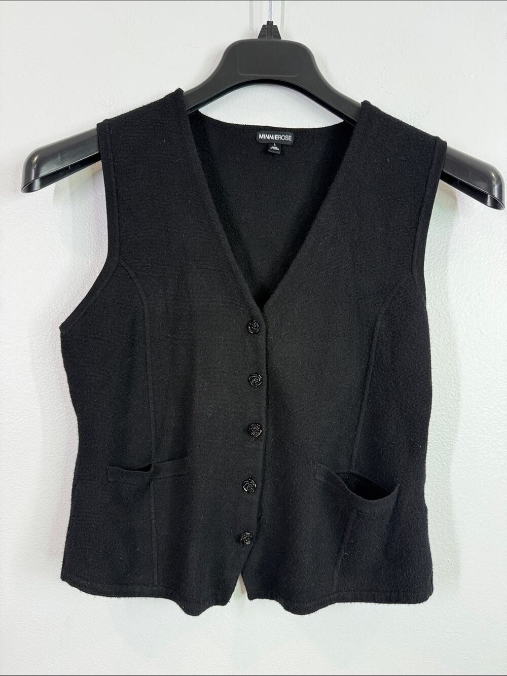 Minnierose black button down sweater vest pockets size large